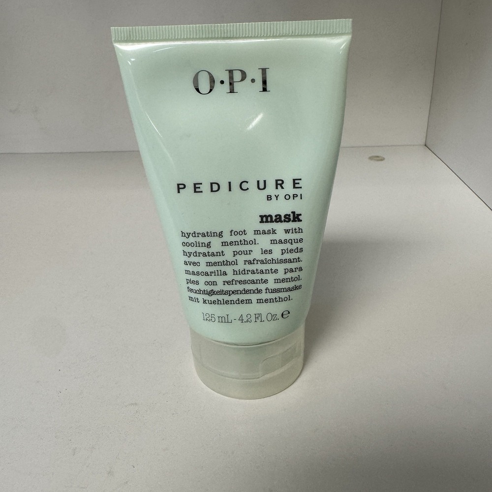 OPI Pedicure Mask 4.2 fl oz Cooling Menthol Foot Mask